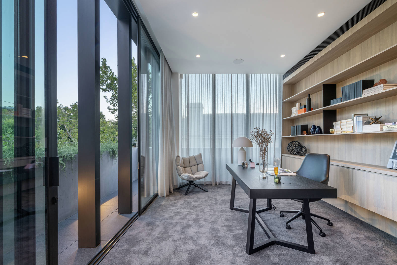 kay-burton-presents-penthouse-65-lansell-road-toorak-the-luxury